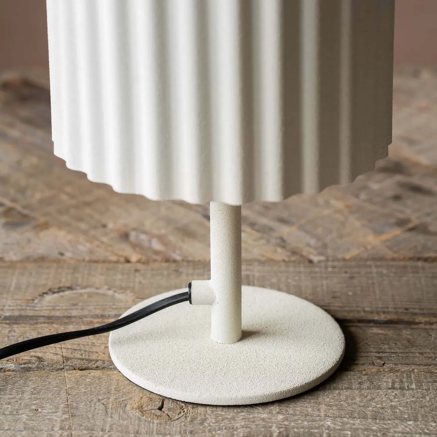 Small Ardales Fluted Table Lamp - Iron