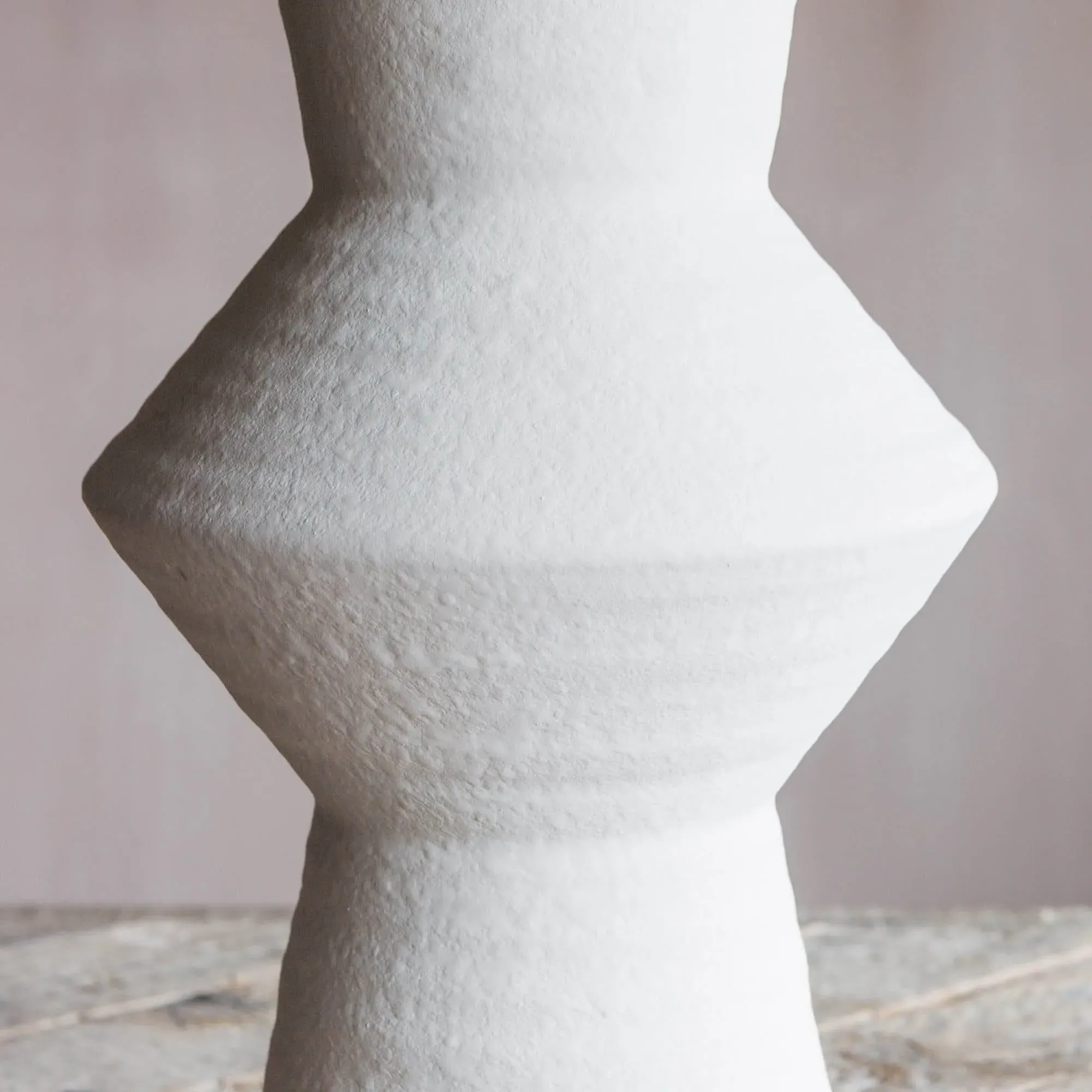 Small Cyrus Ceramic Lamp - White