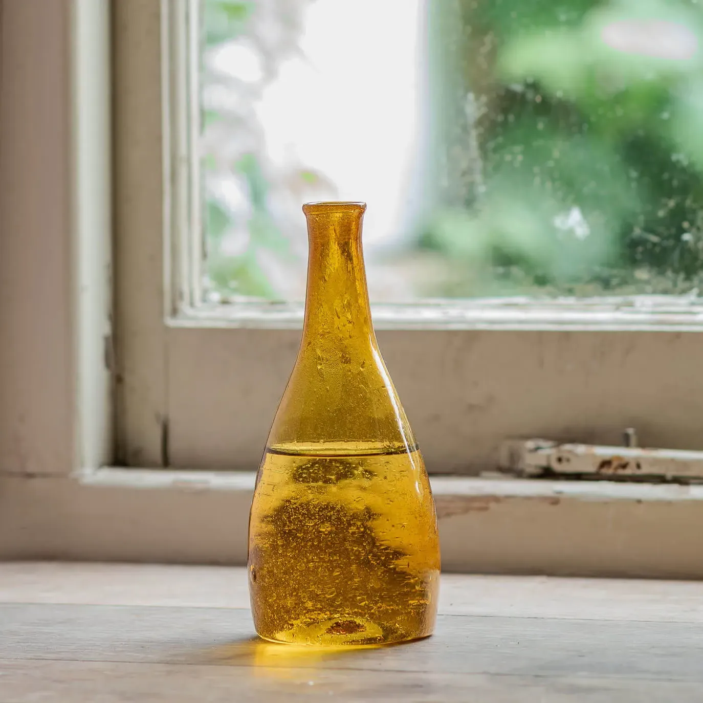 Small Recycled Glass Vase - Amber