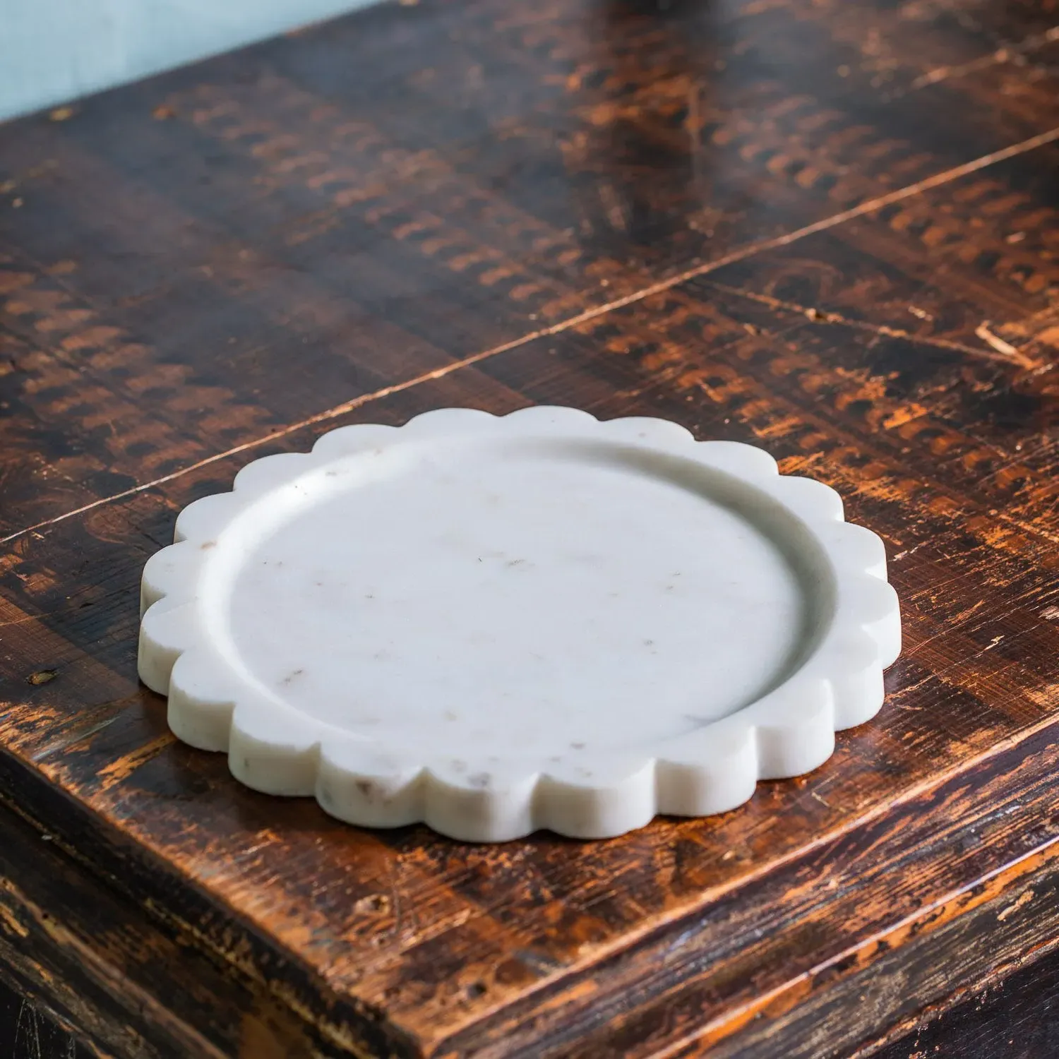 Small Round Scalloped Tray - White, Marble