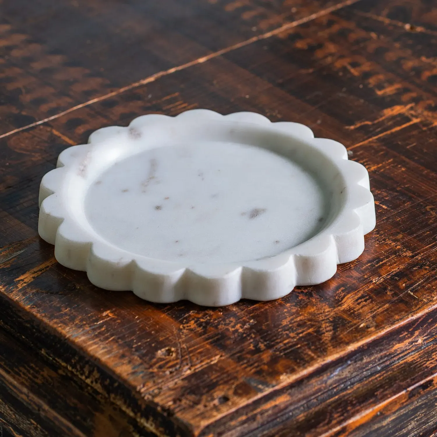 Small Round Scalloped Tray - White, Marble