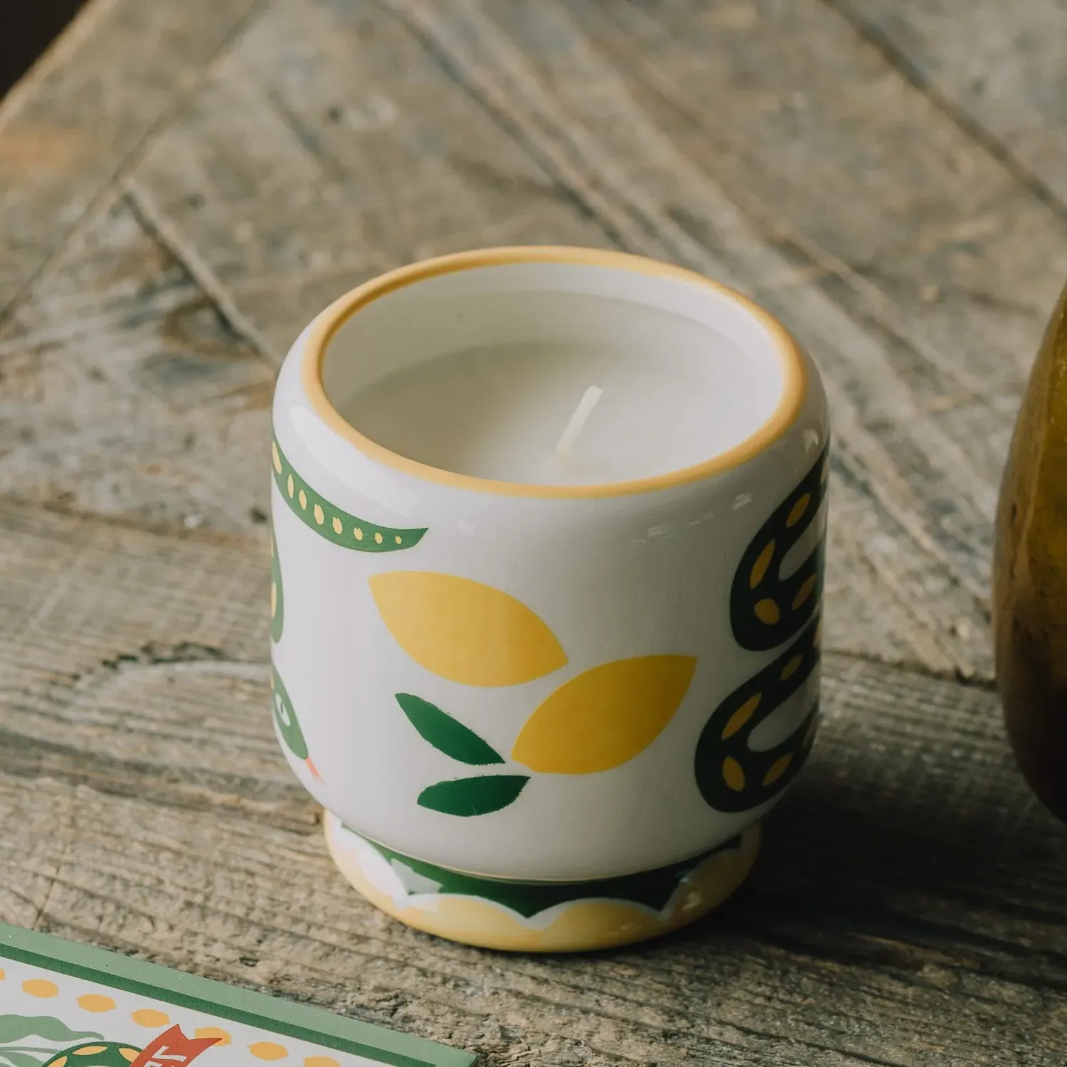 Snake Ceramic Lemongrass Candle - Ceramic