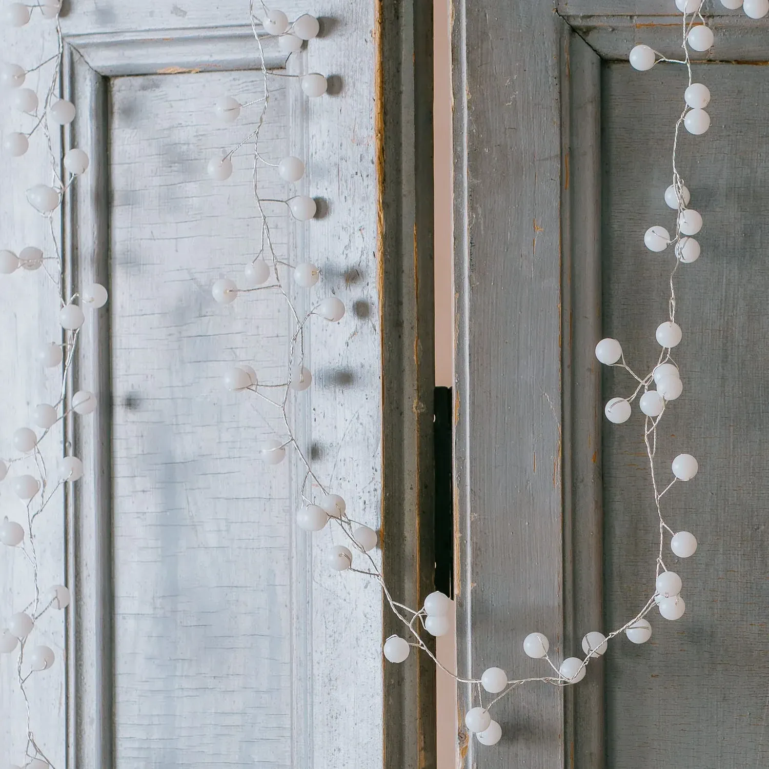 Snowberry String Lights - White