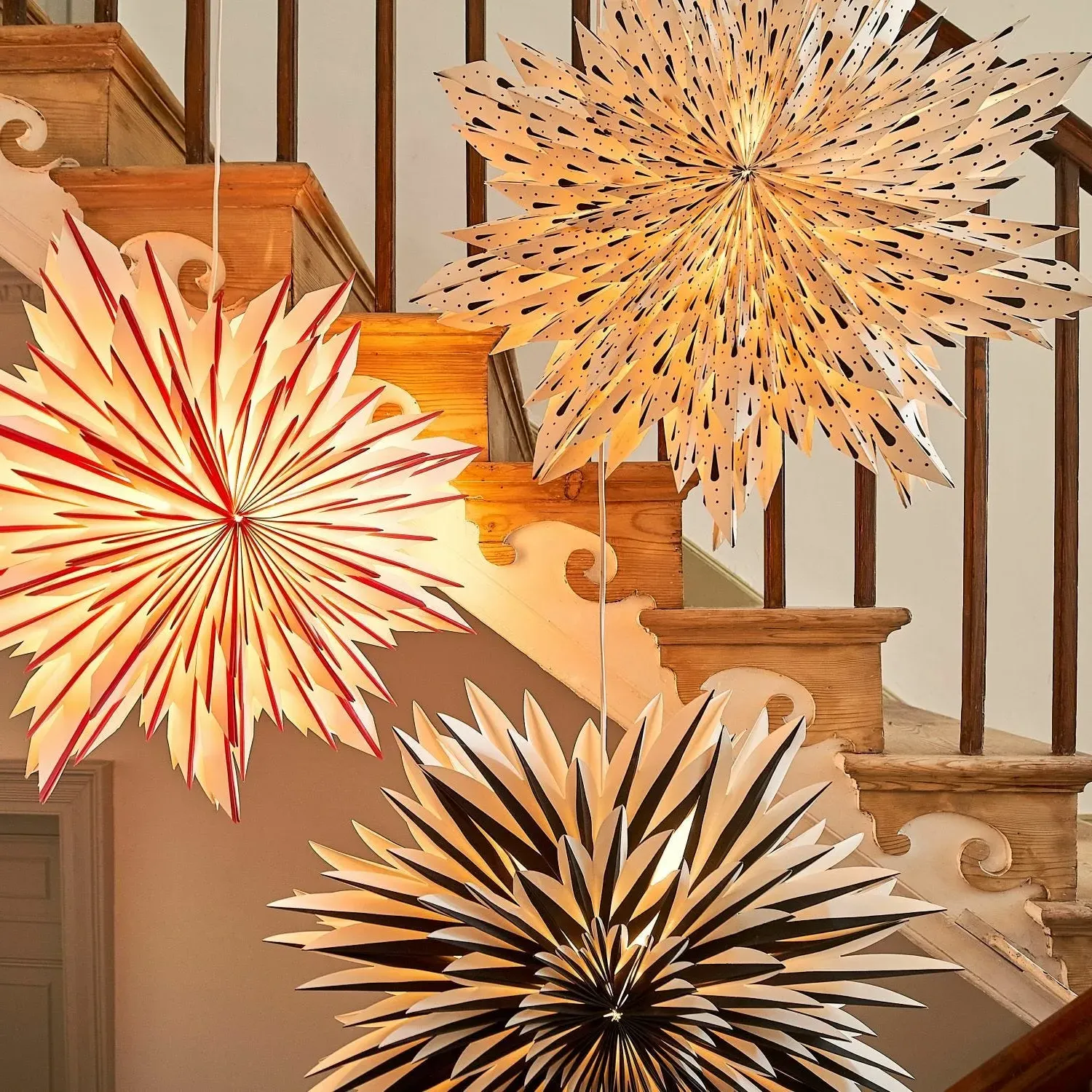 Starburst Lamp Shade - Red and White image