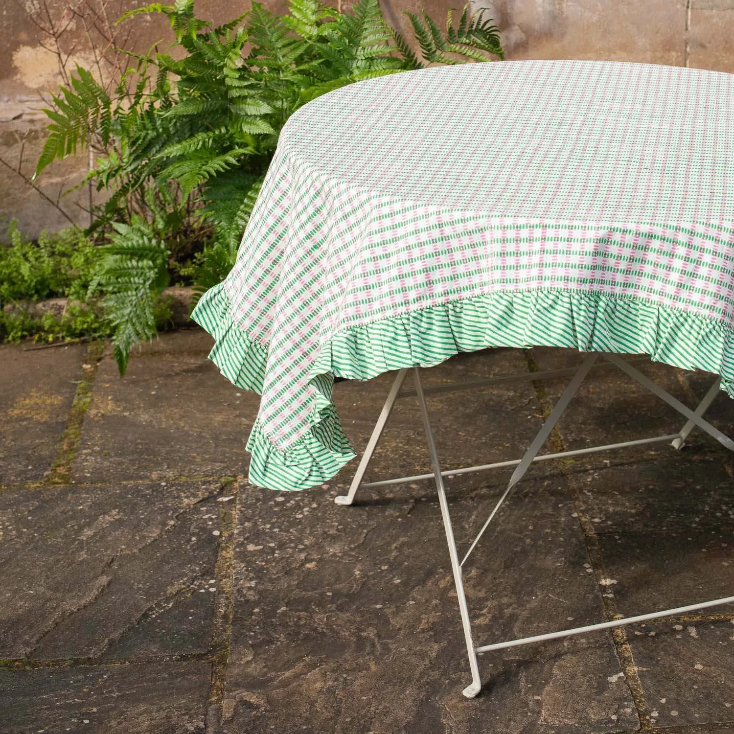 Sundae Medium Table Cloth with Frill - Green, Cotton