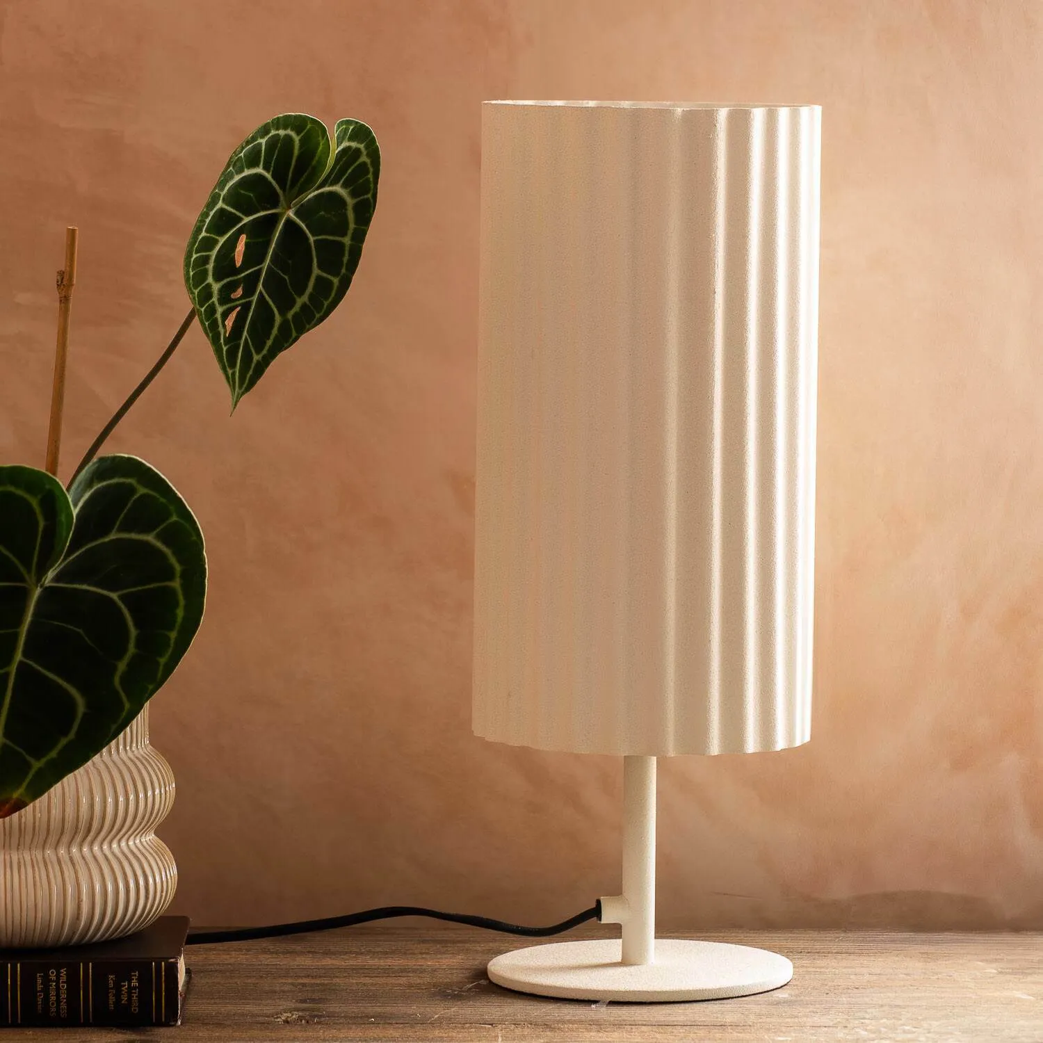 Tall Ardales Fluted Table Lamp - Iron image
