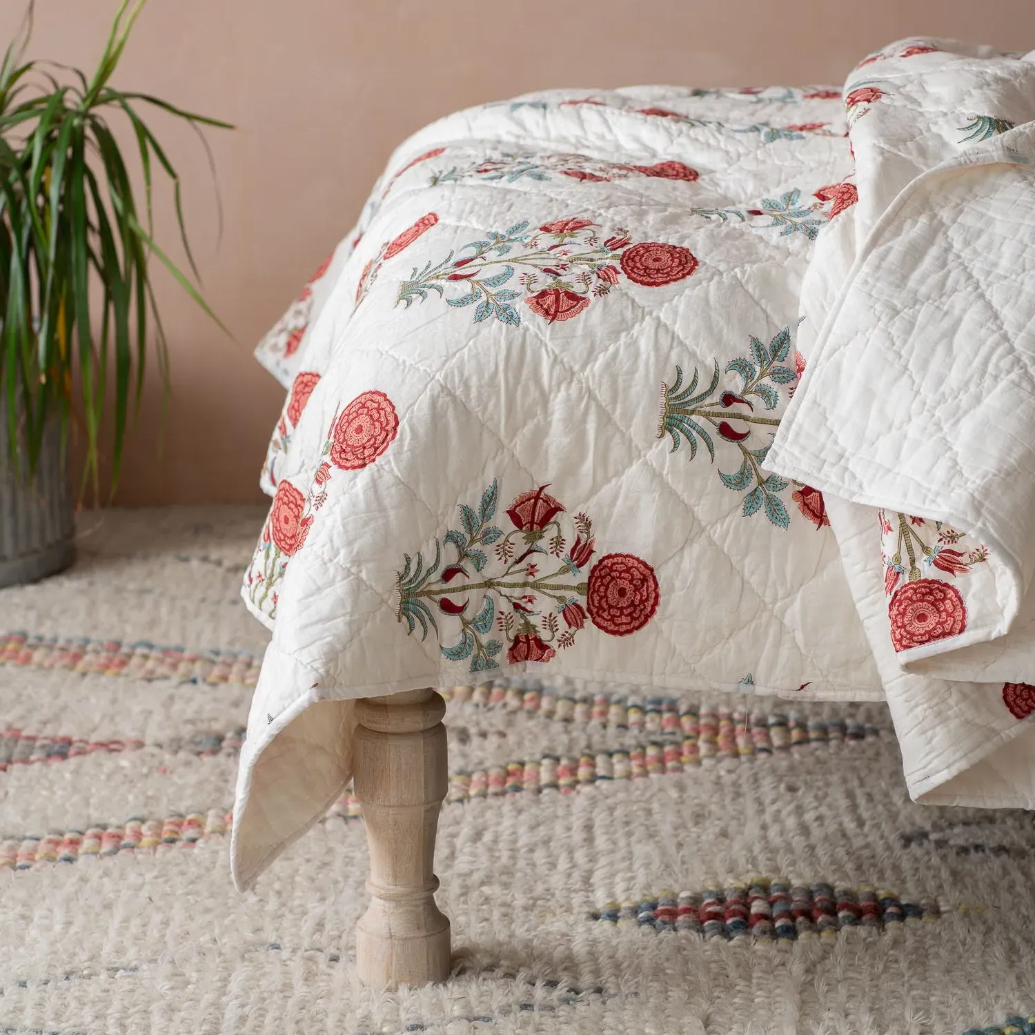 Traditional Flower King Size Quilt - Cotton