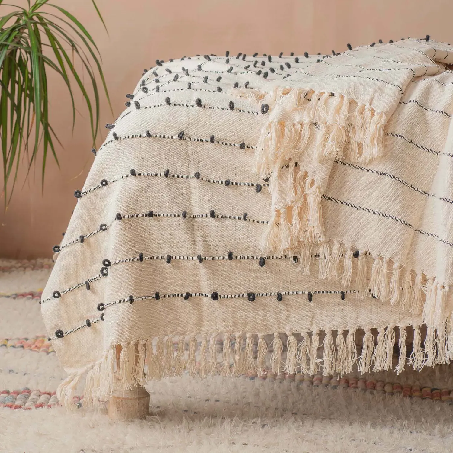 Trinx Large Throw - Black and White image