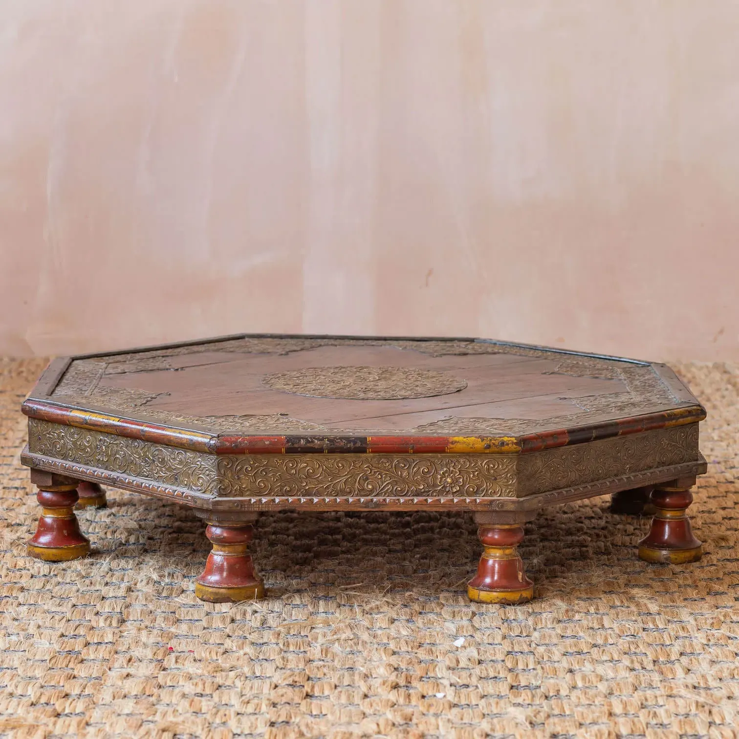 Vintage Dark Wooden Bajot Table III - Dark Wood