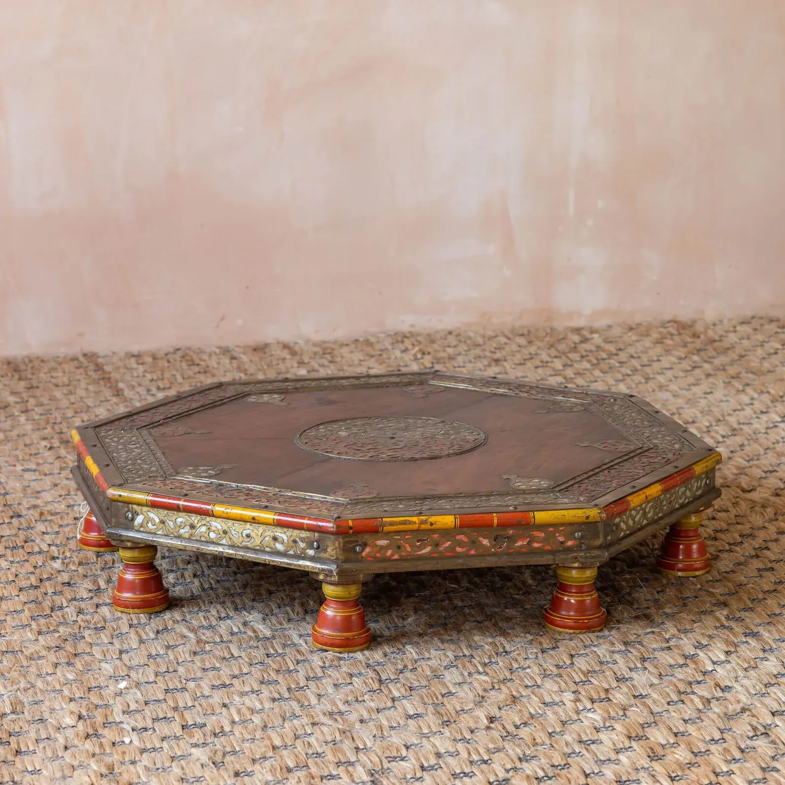 Vintage Dark Wooden Bajot Table IV - Dark Wood