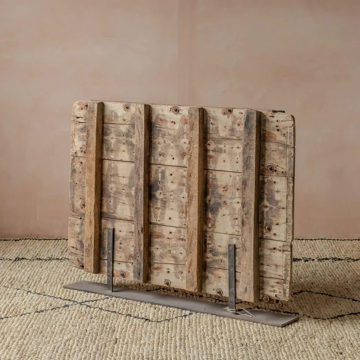 Vintage Decorative Concrete Mould - Reclaimed Wood