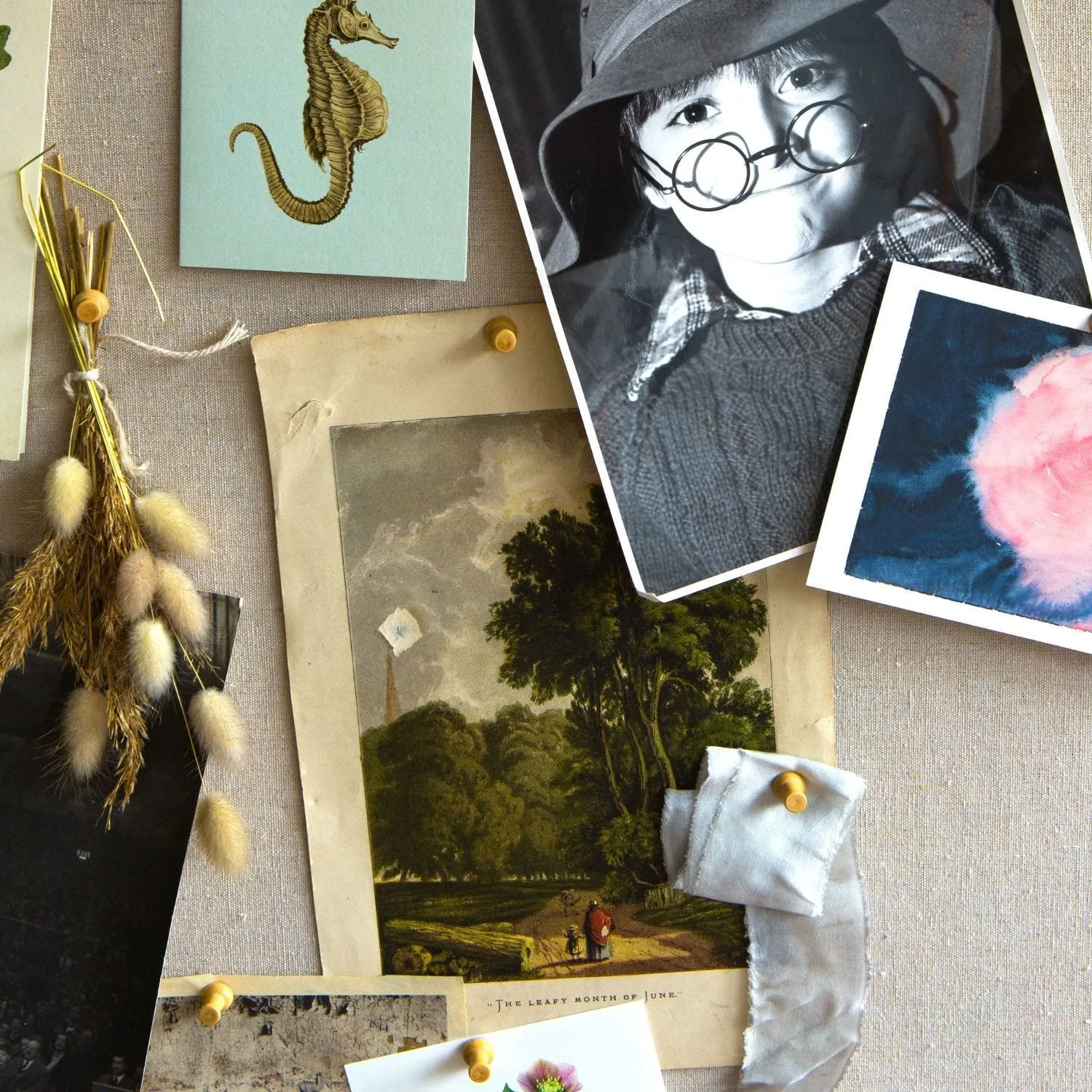 Wall Memo Board - Natural Fabric, Bronze Metal