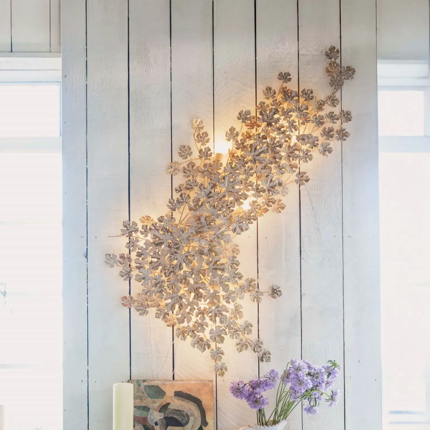 White and Gold Leaves Wall Light - White, Iron