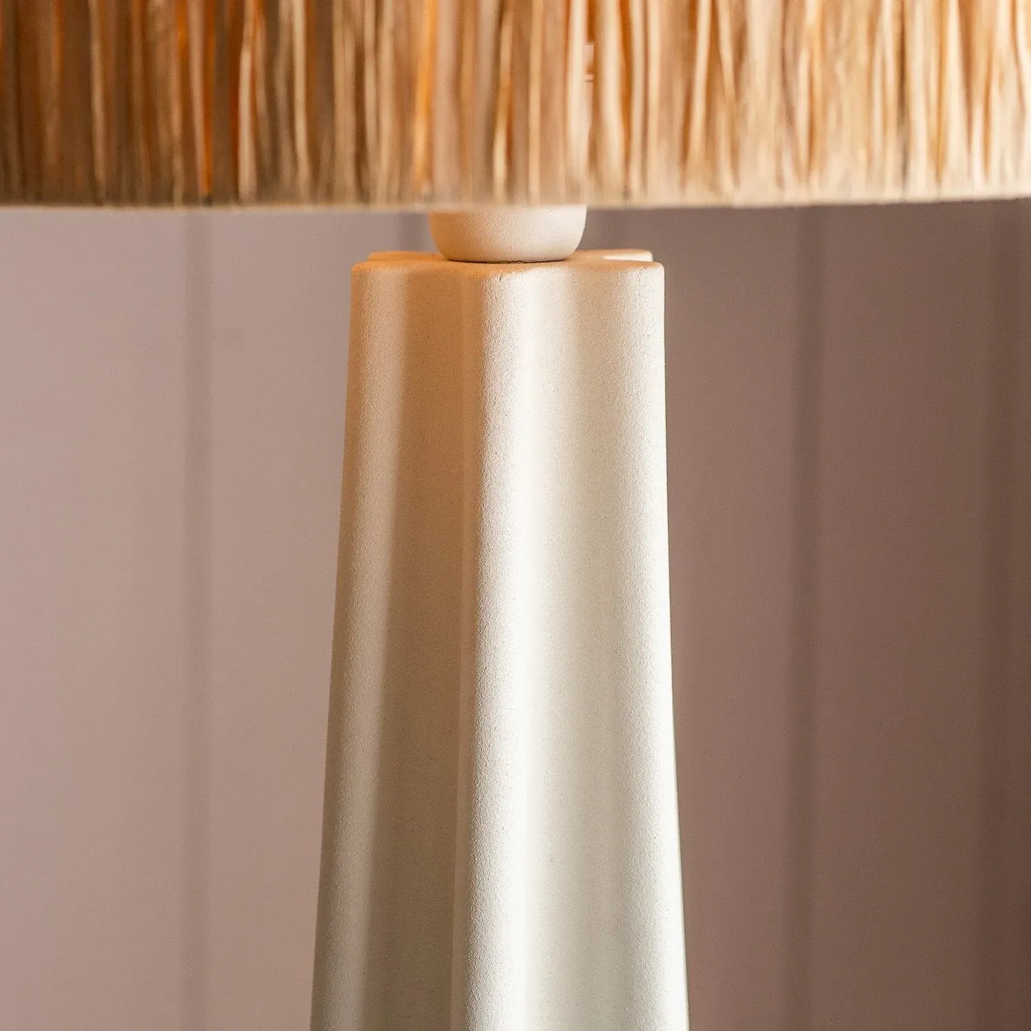 White Wave Floor Lamp - White, Iron