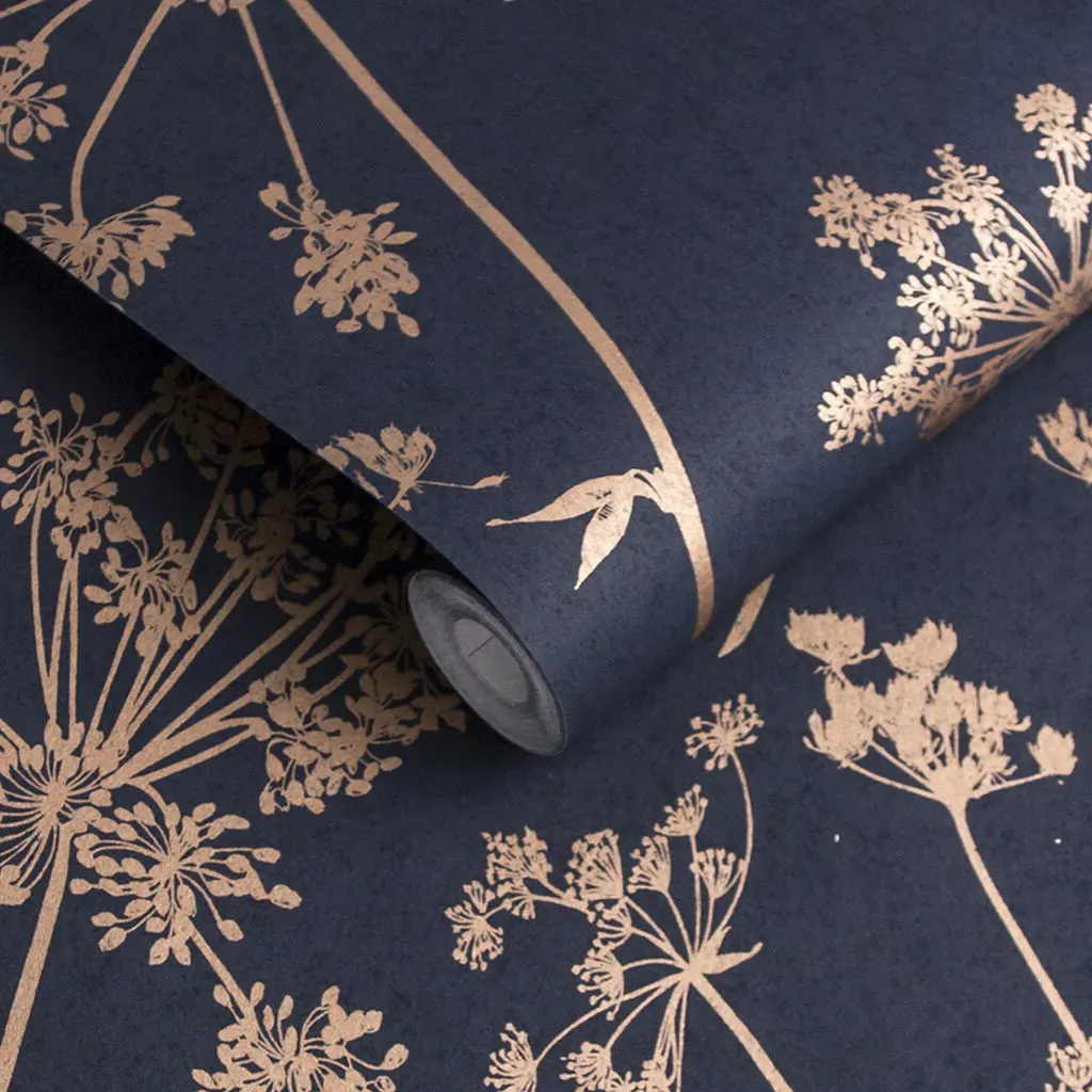 Anthriscus Dusk Floral Wallpaper - Navy