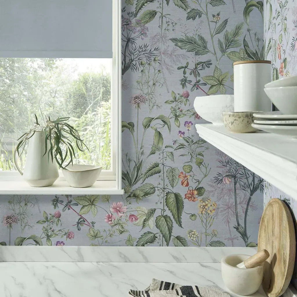 Edulis Sky Floral Wallpaper - Blue