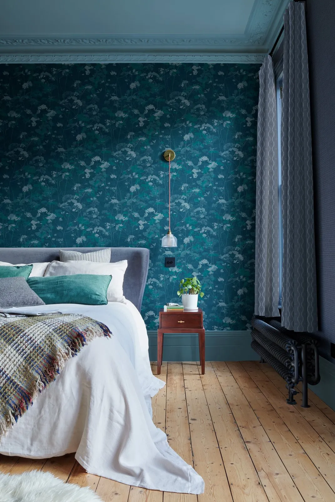 Flower Press Denim Wallpaper - Navy