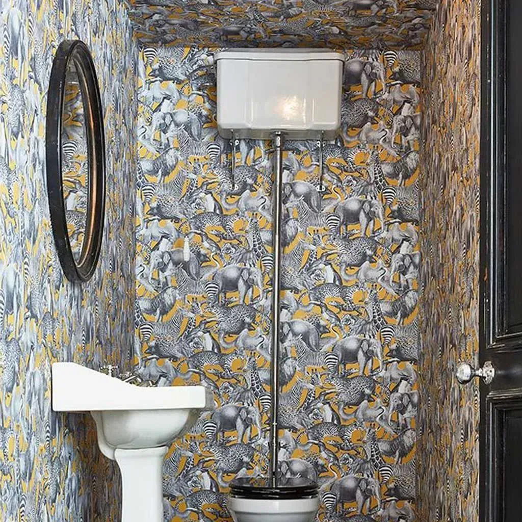 Kingdom Lion Wallpaper - Yellow