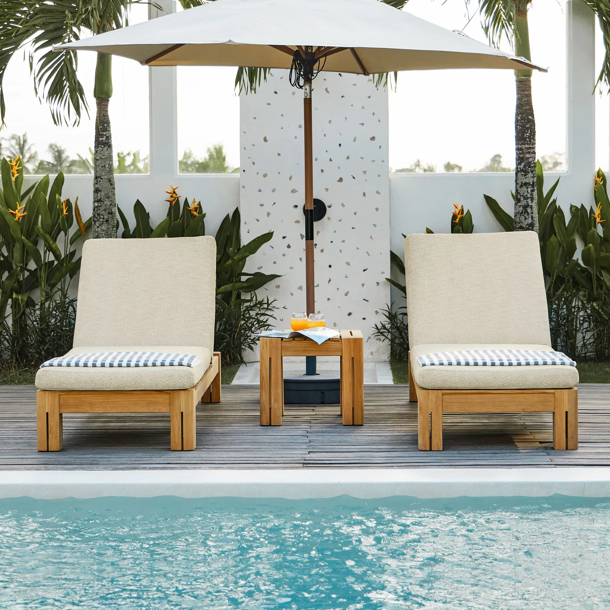 Arles Outdoor Chaise Lounge with Adjustable Backrest - Beige, Teak product
