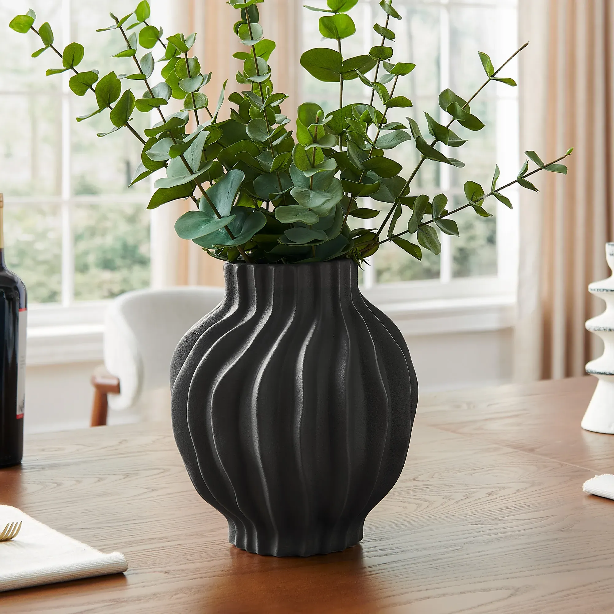 Hernest Ceramic Vase with Waving Design - Black product
