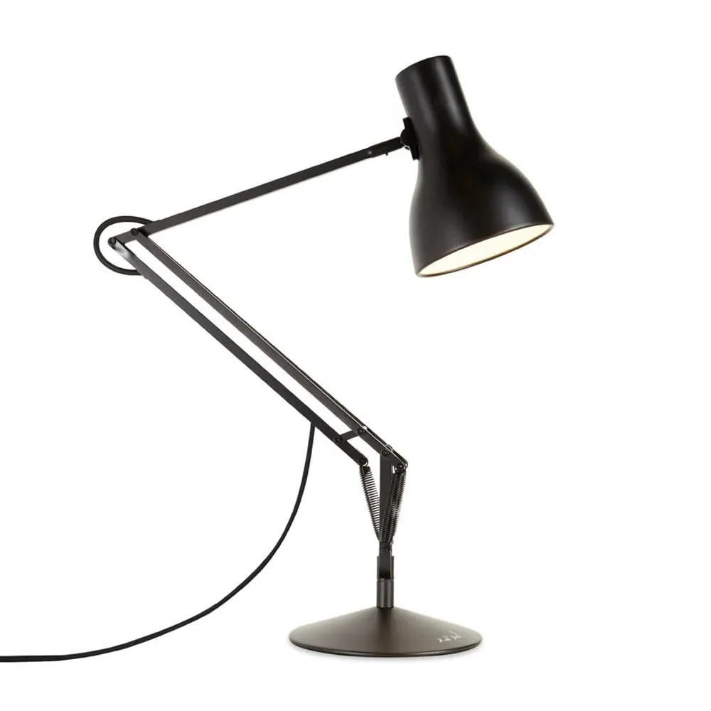 Adjustable Desk Lamp with Spring Mechanism - Metal