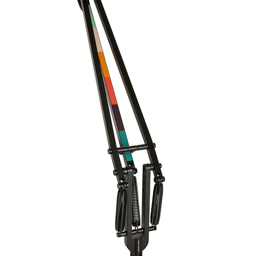 Adjustable Floor Lamp with Cable Switch - Aluminum