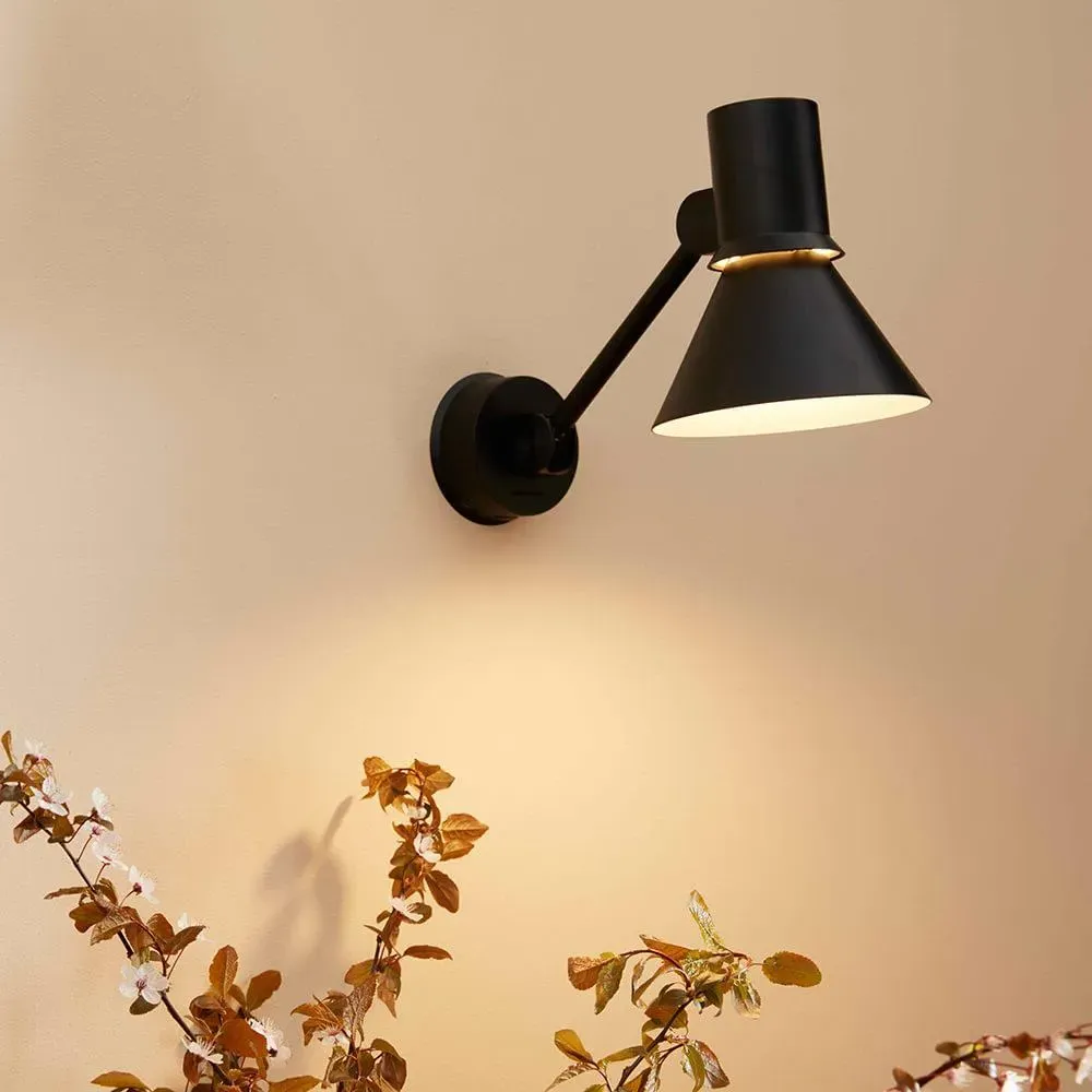 Type 80 W2 Wall Light - Matte Black