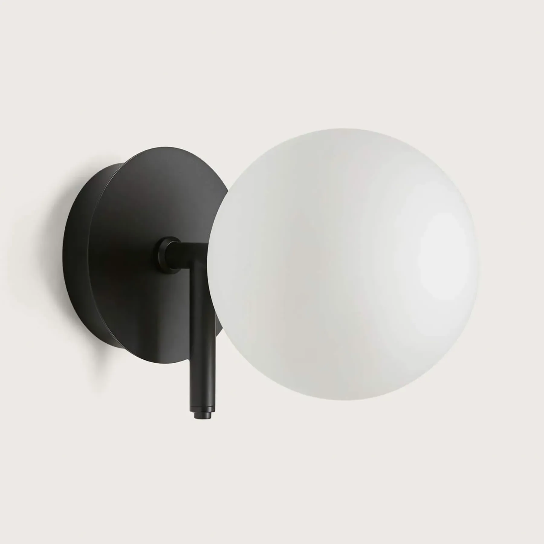 Atom Wall Light - Matt Black, Clear Glass