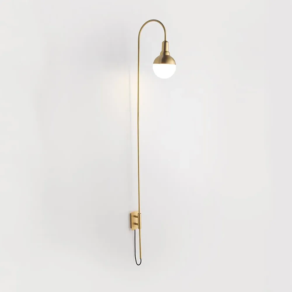 Curved Wall Light - Black, Metal