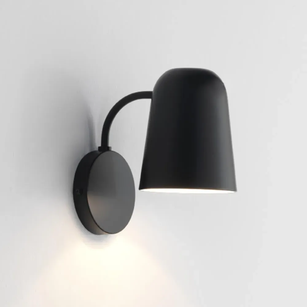 Dobi Wall Light - Matt Black