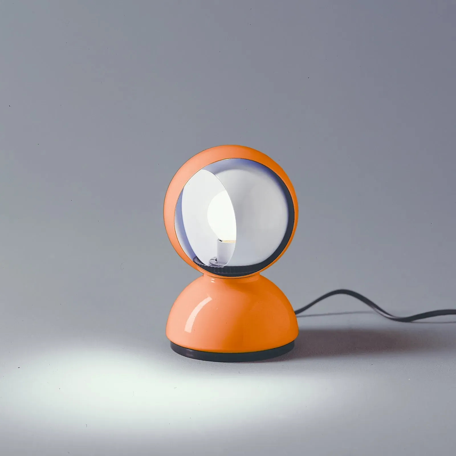 Eclisse Table Lamp with Rotating Shade - Red