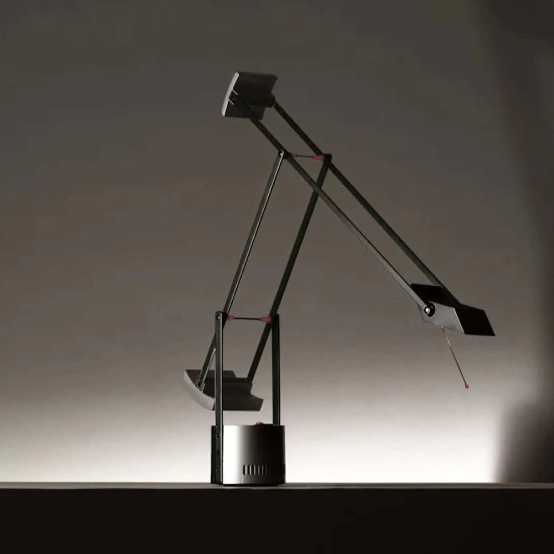 Standard Table Lamp with Pivoting Head - Black