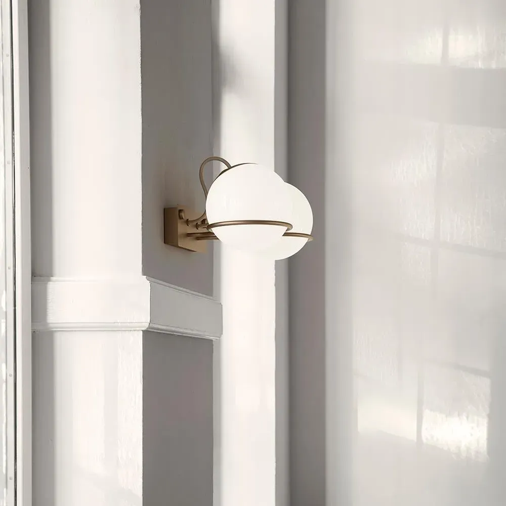 Single Wall Light with Switch - Black