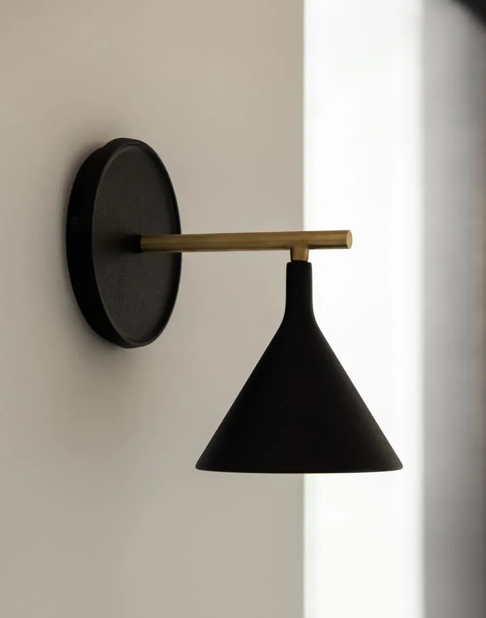 Cast Sconce Wall Light - Metal