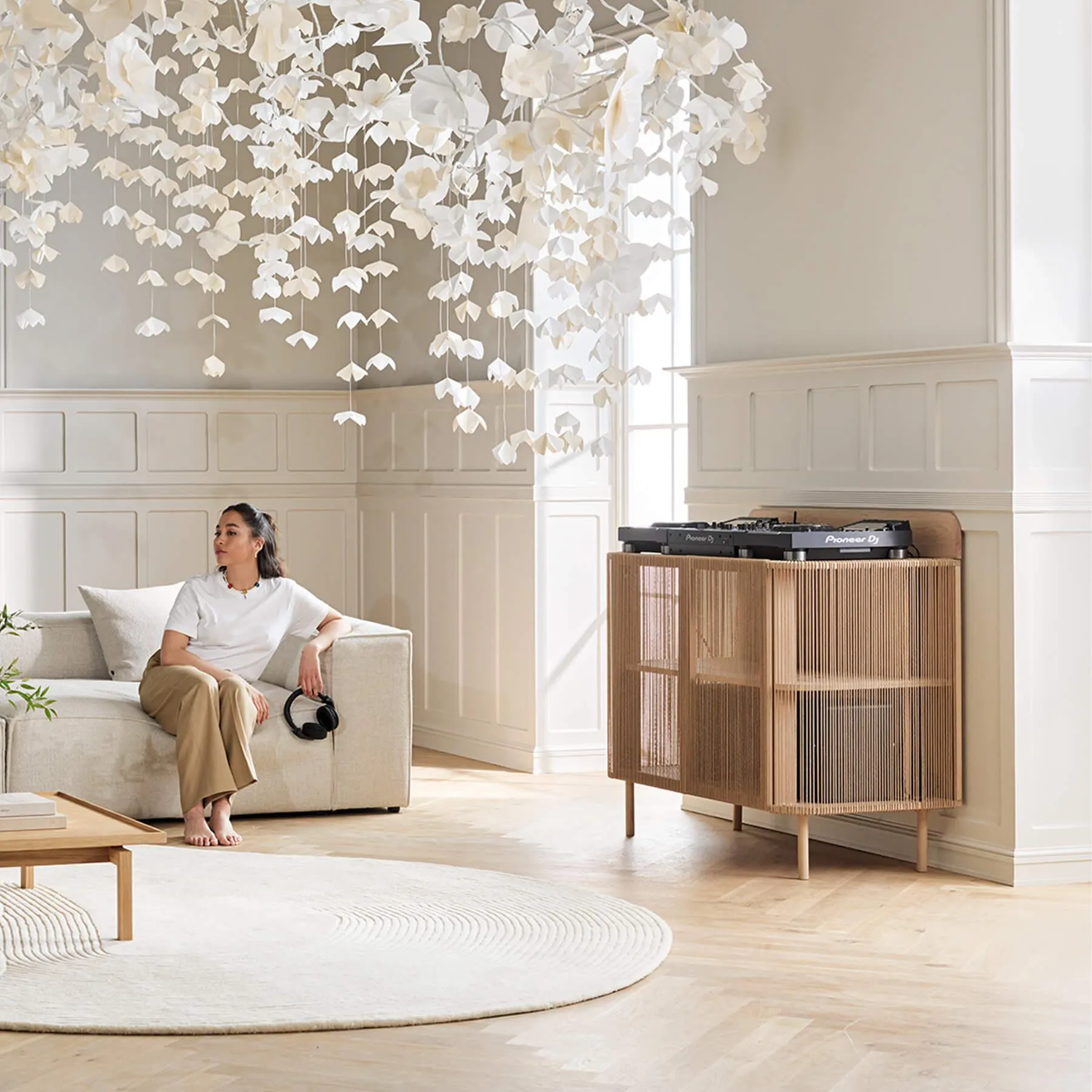 Large Sideboard with Cord Front - Natural, Oak