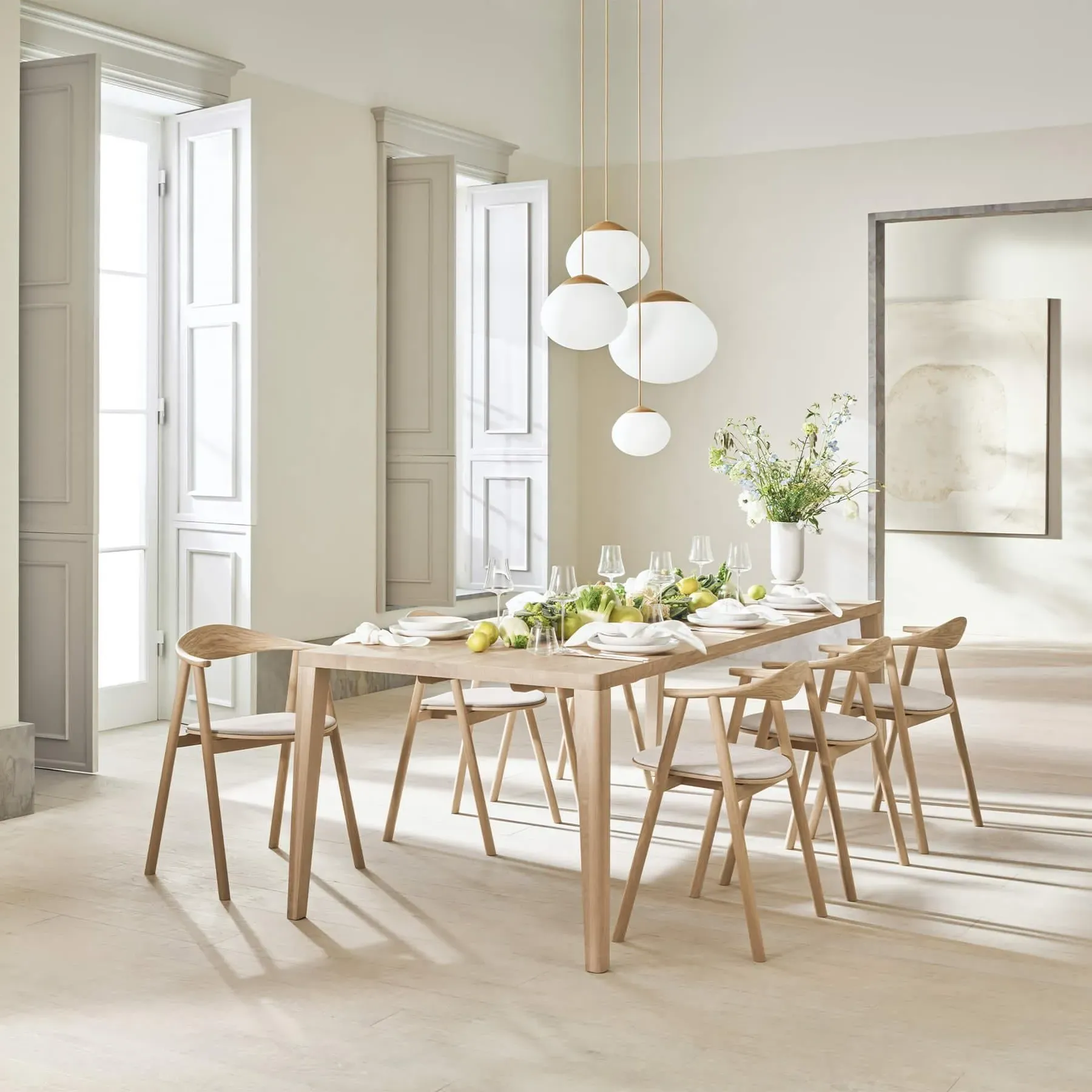 Medium Pendant Light - Oiled Oak