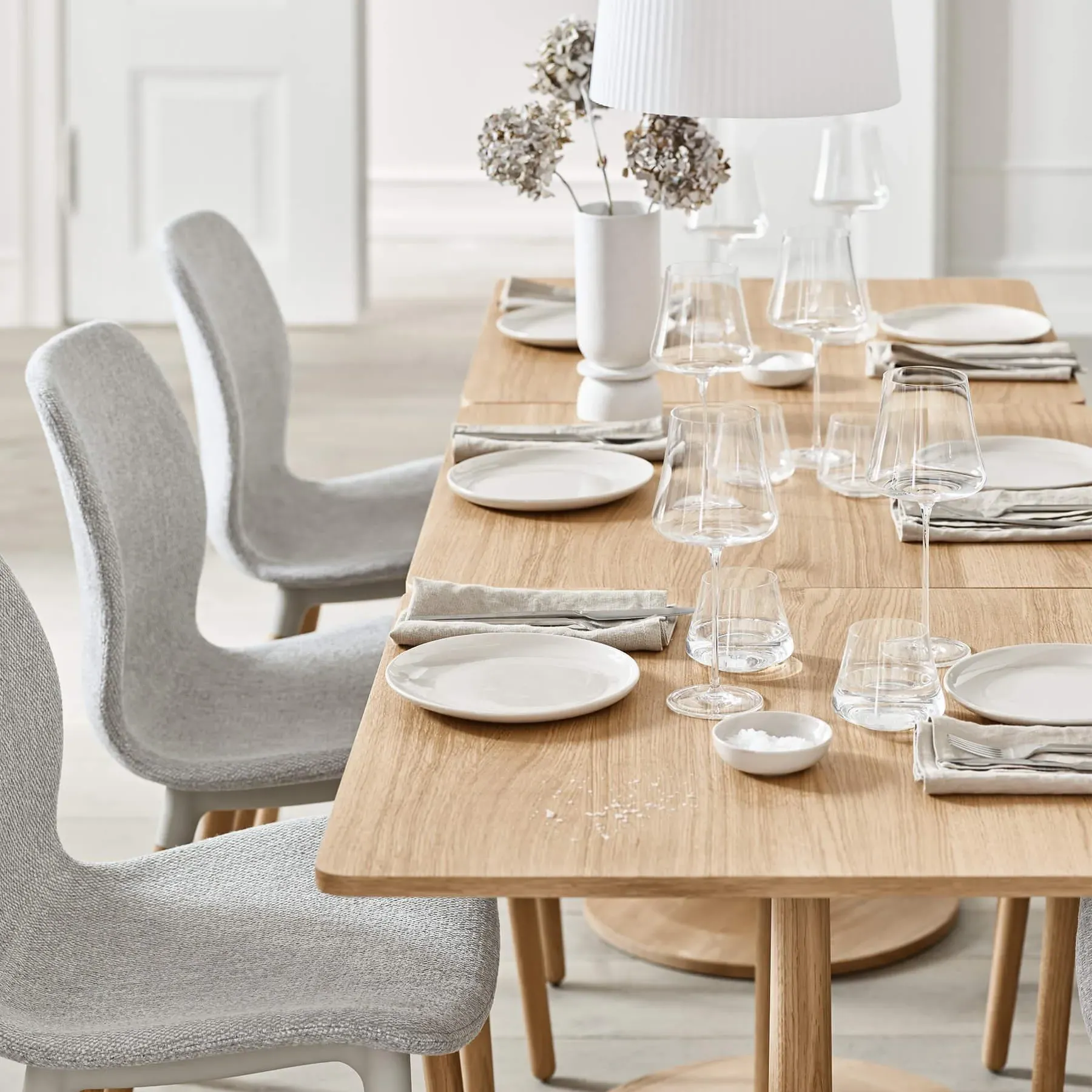 Square Dining Table - Oak, Lacquered Wood