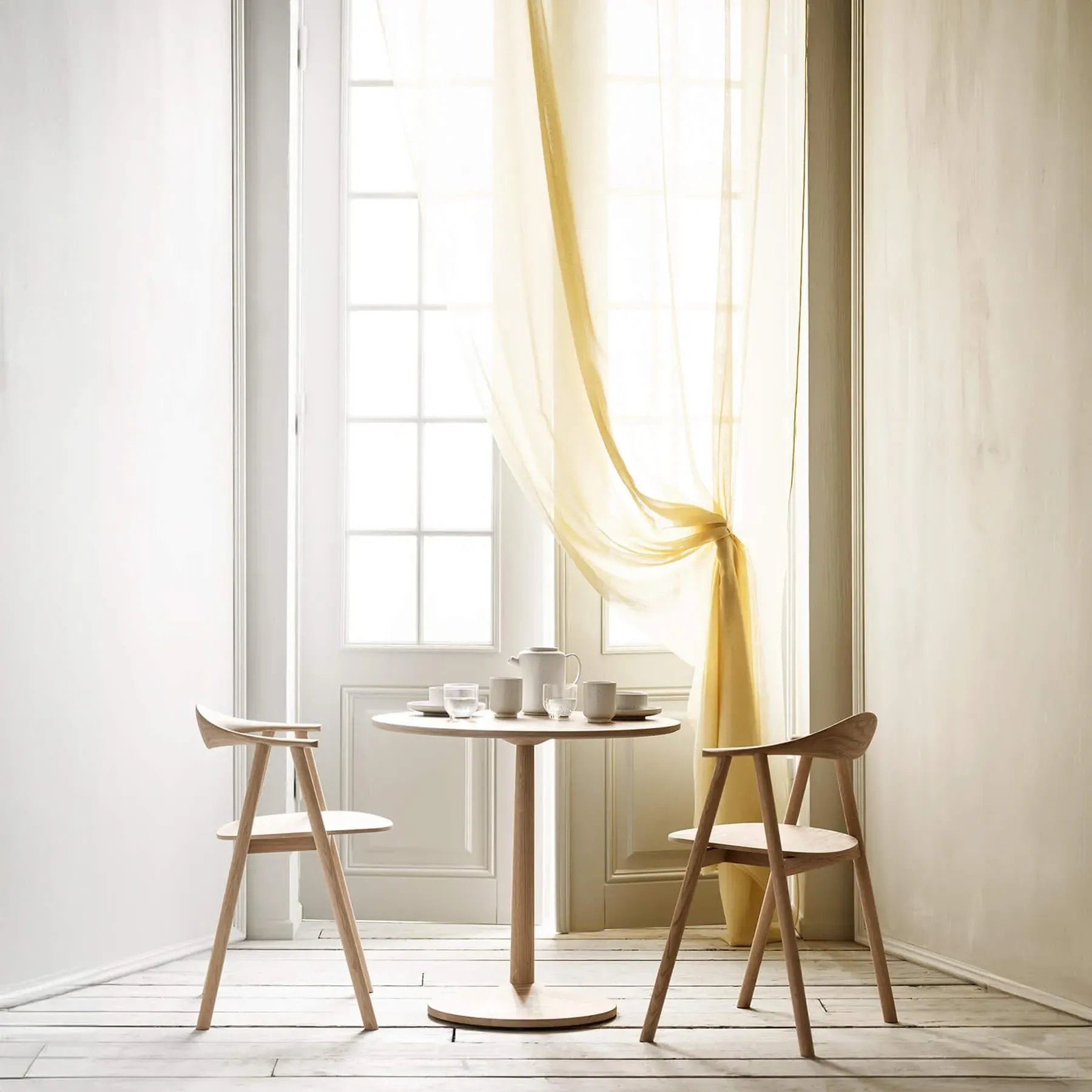 Swing Armchair Unupholstered - Black, Oak