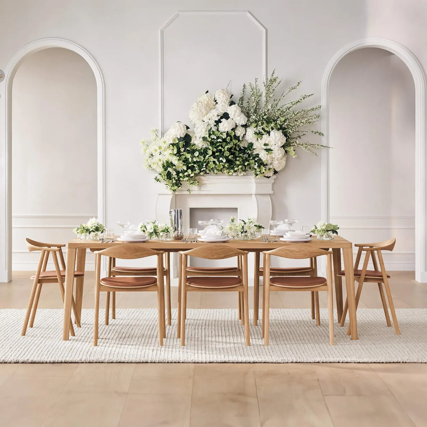 Upholstered Armchair with Curved Back - Cognac