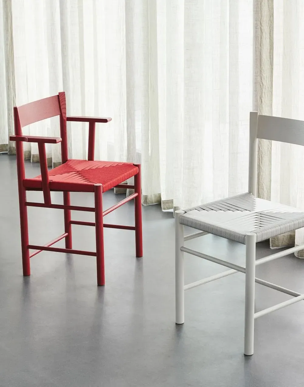 F Dining Chair - Red Ash, Polyester