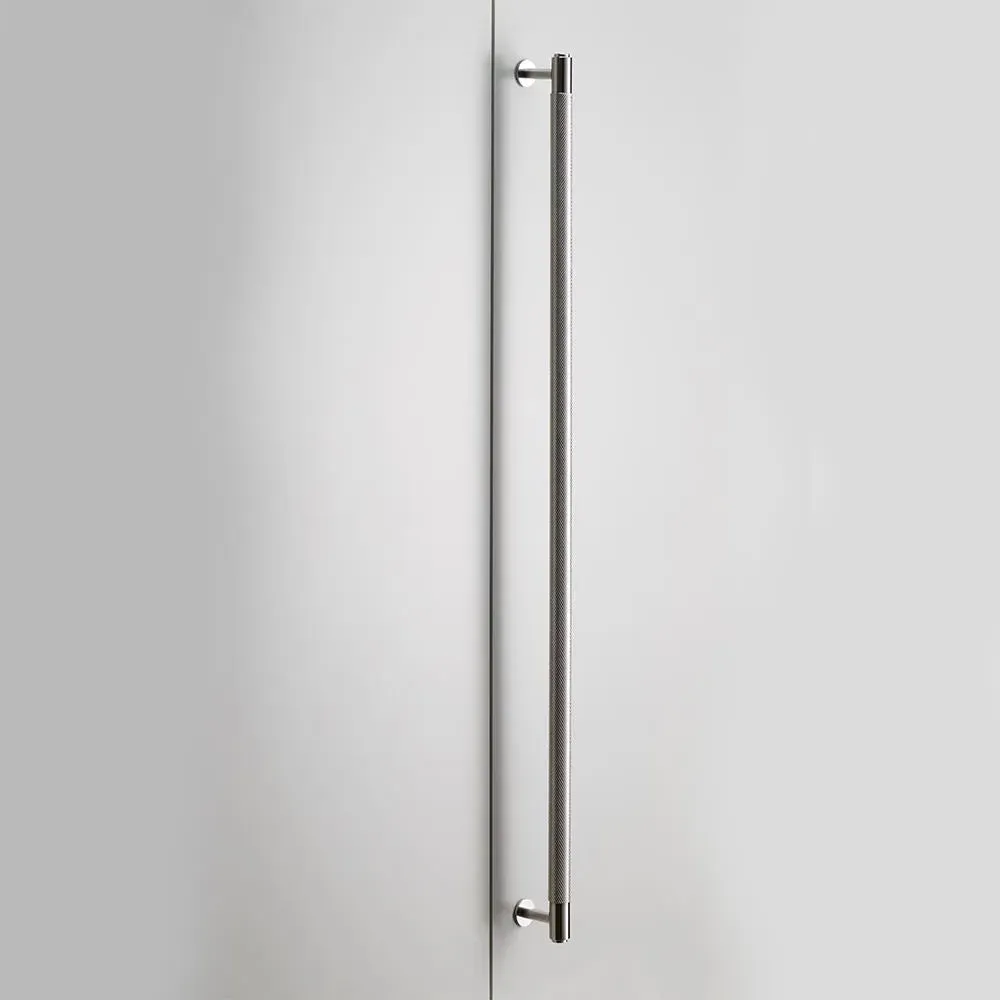 800mm Closet Bar Handle - Black, Metal