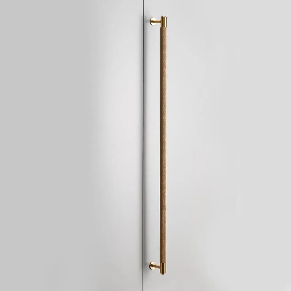 800mm Closet Bar Handle - Brass, Metal