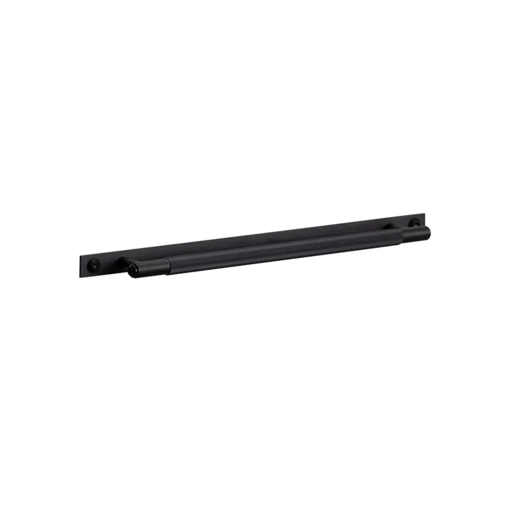 Medium Pull Bar with Plate and Linear Pattern - Steel