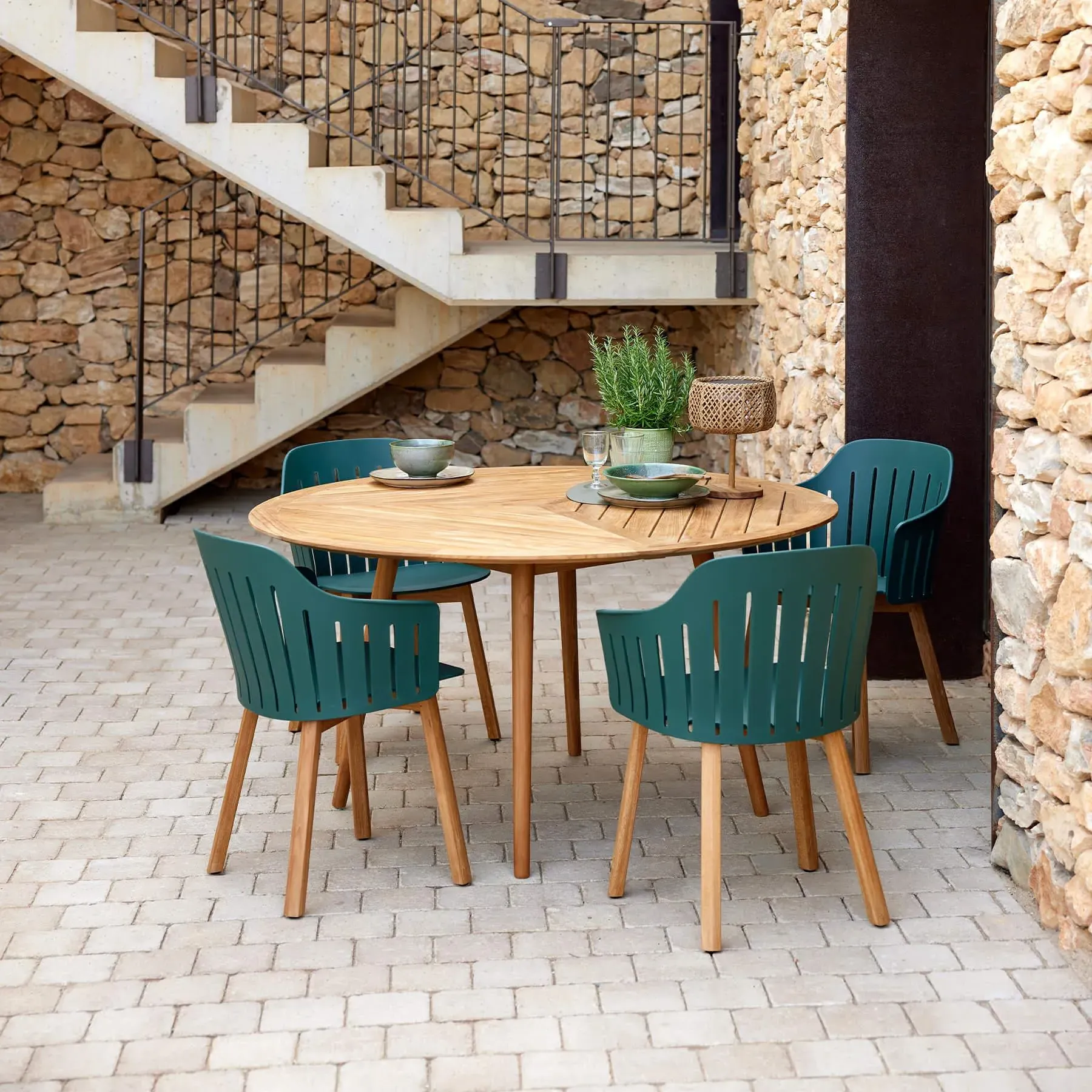 Choice Garden Chair with Teak Legs - Light Grey