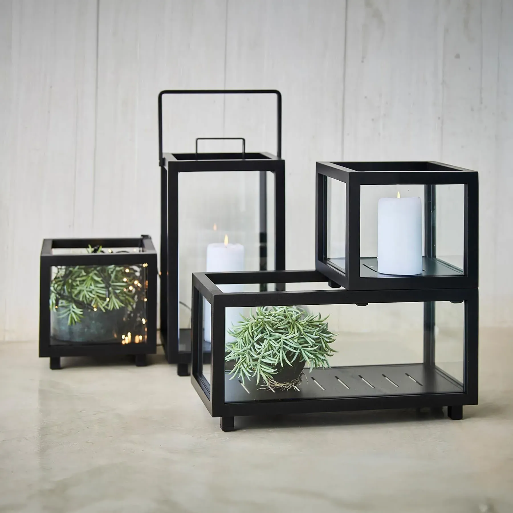 Lighthouse Large Lantern - Teak, Aluminium