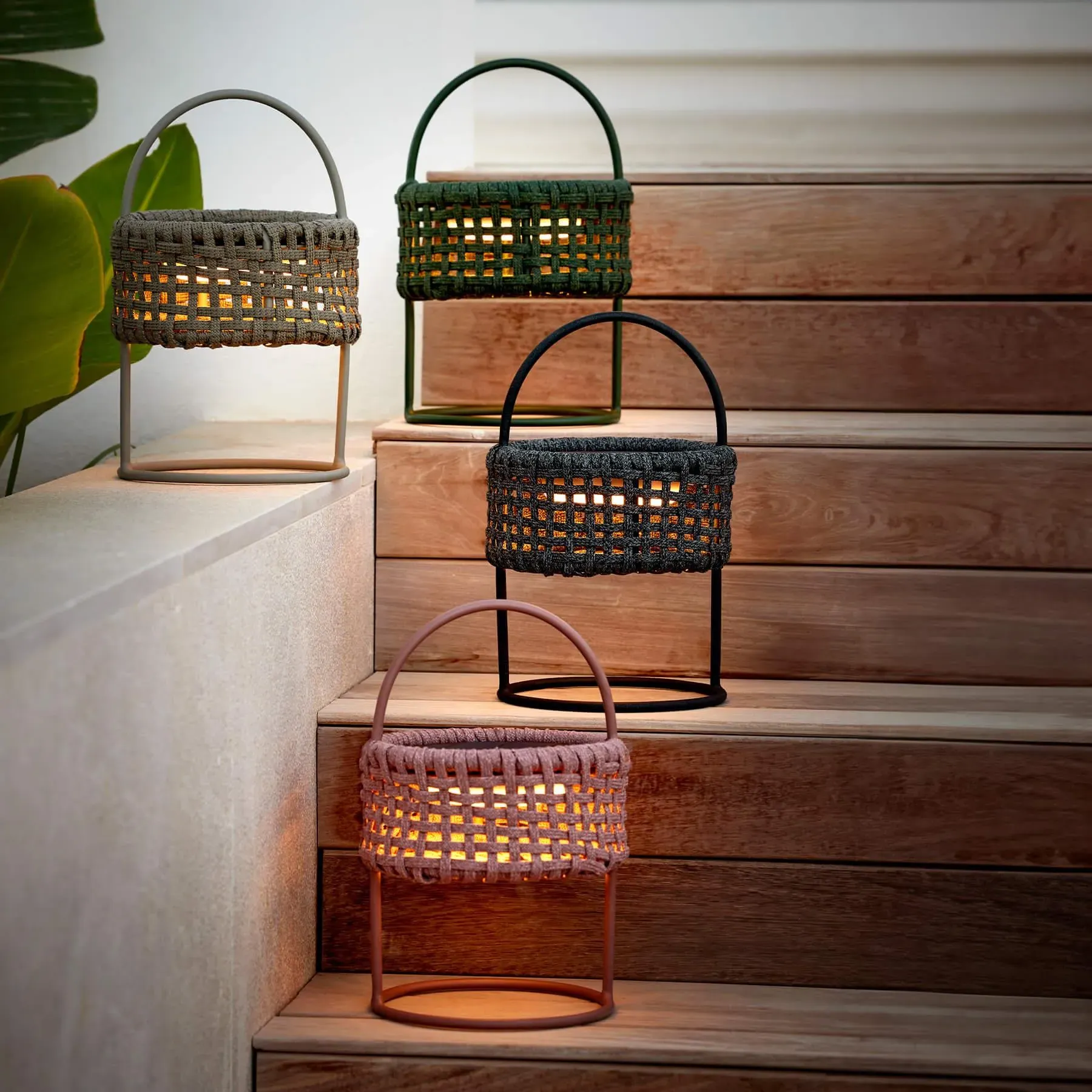 Portable Garden Lamp with Handle - Dark Rose, Rope