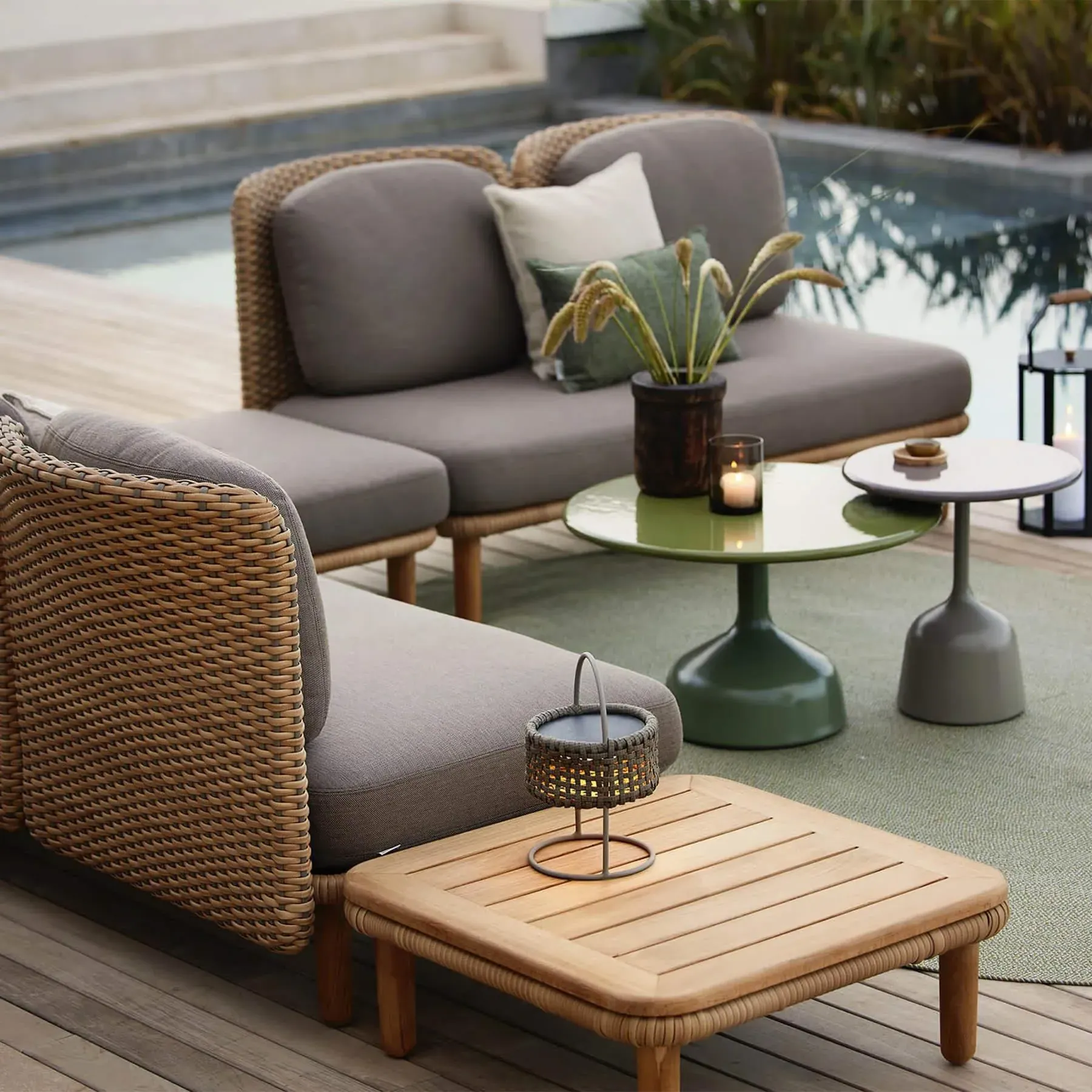 Portable Garden Lamp with Handle - Taupe, Rope