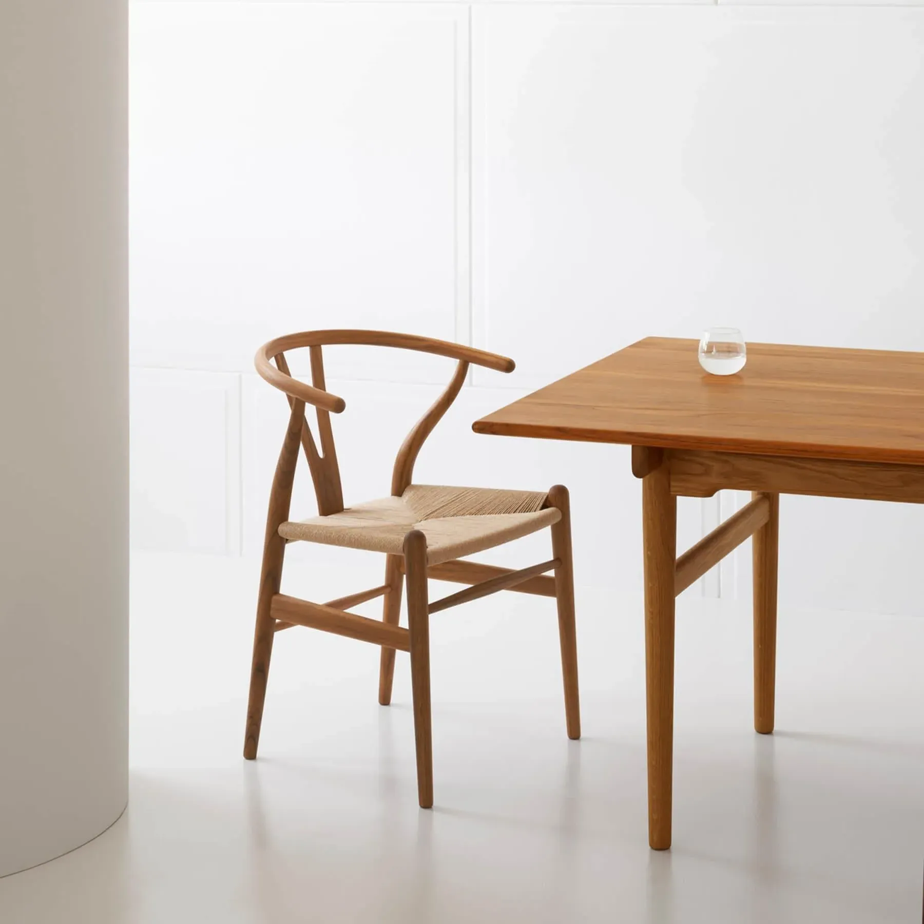 CH24 & CH327 6-Seater Dining Set - Teak
