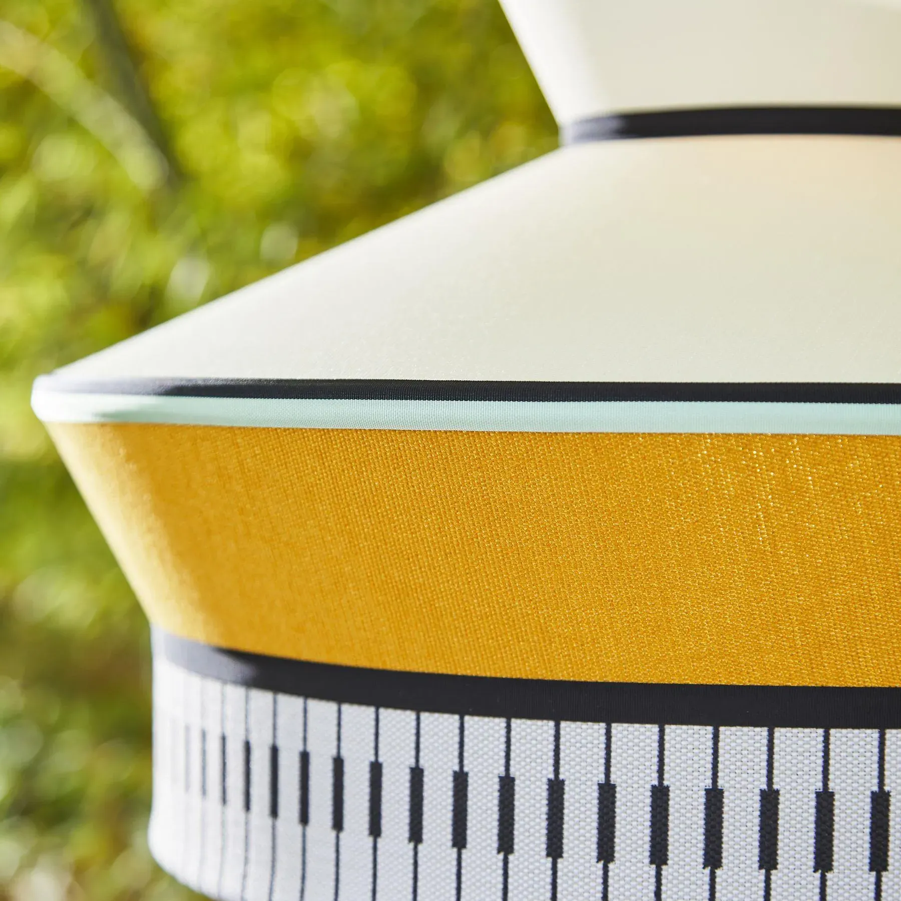 Outdoor Floor Lamp with Table - Green