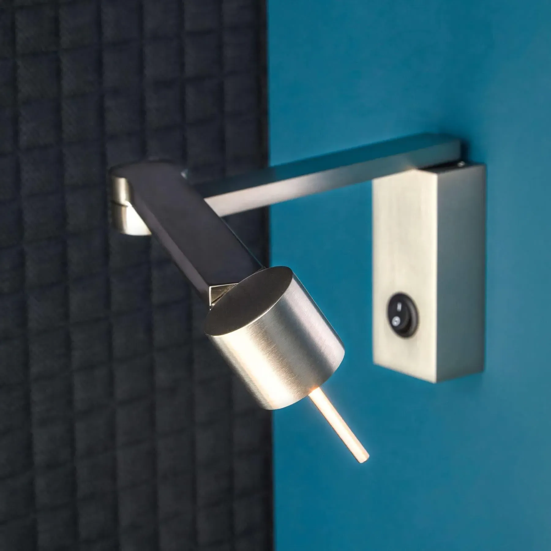 Wall Light with Switch - Satin Nickel, Metal